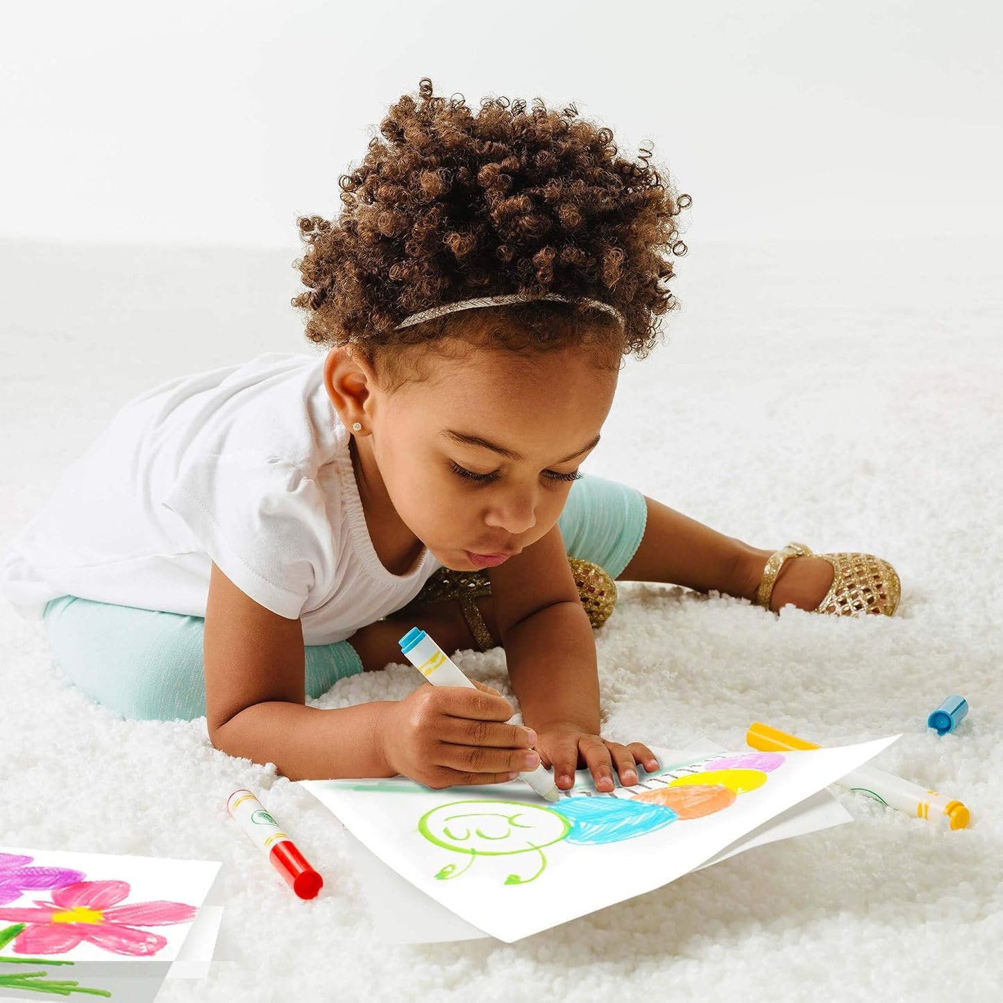 Crayola Color Wonder Markers, Mess Free Coloring, 10 Count, Gift for Kids, Age 3, 4, 5, 6