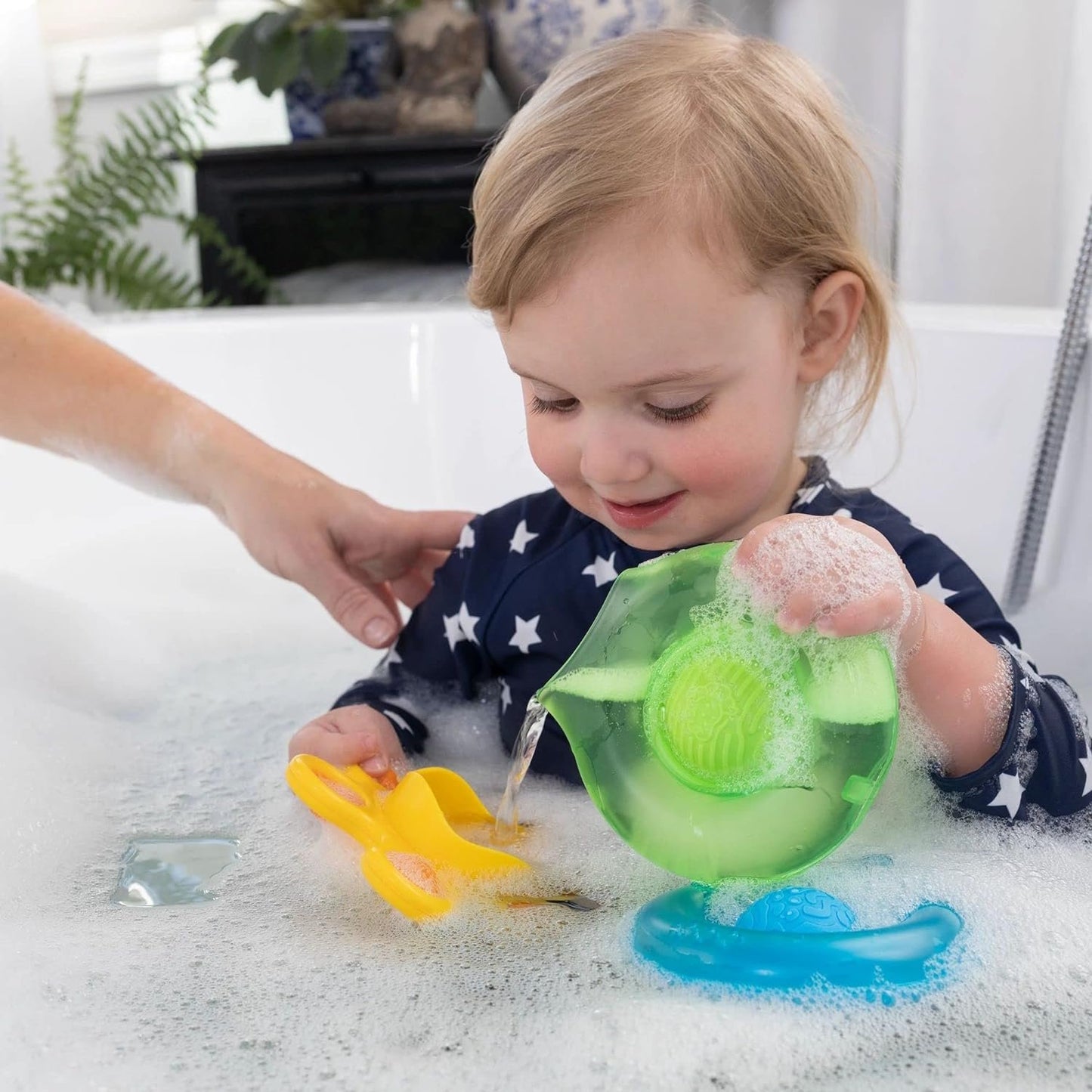 Fat Brain Toys Dimpl Splash - Three Popping Scoop & Pour Bath Toys for Toddlers
