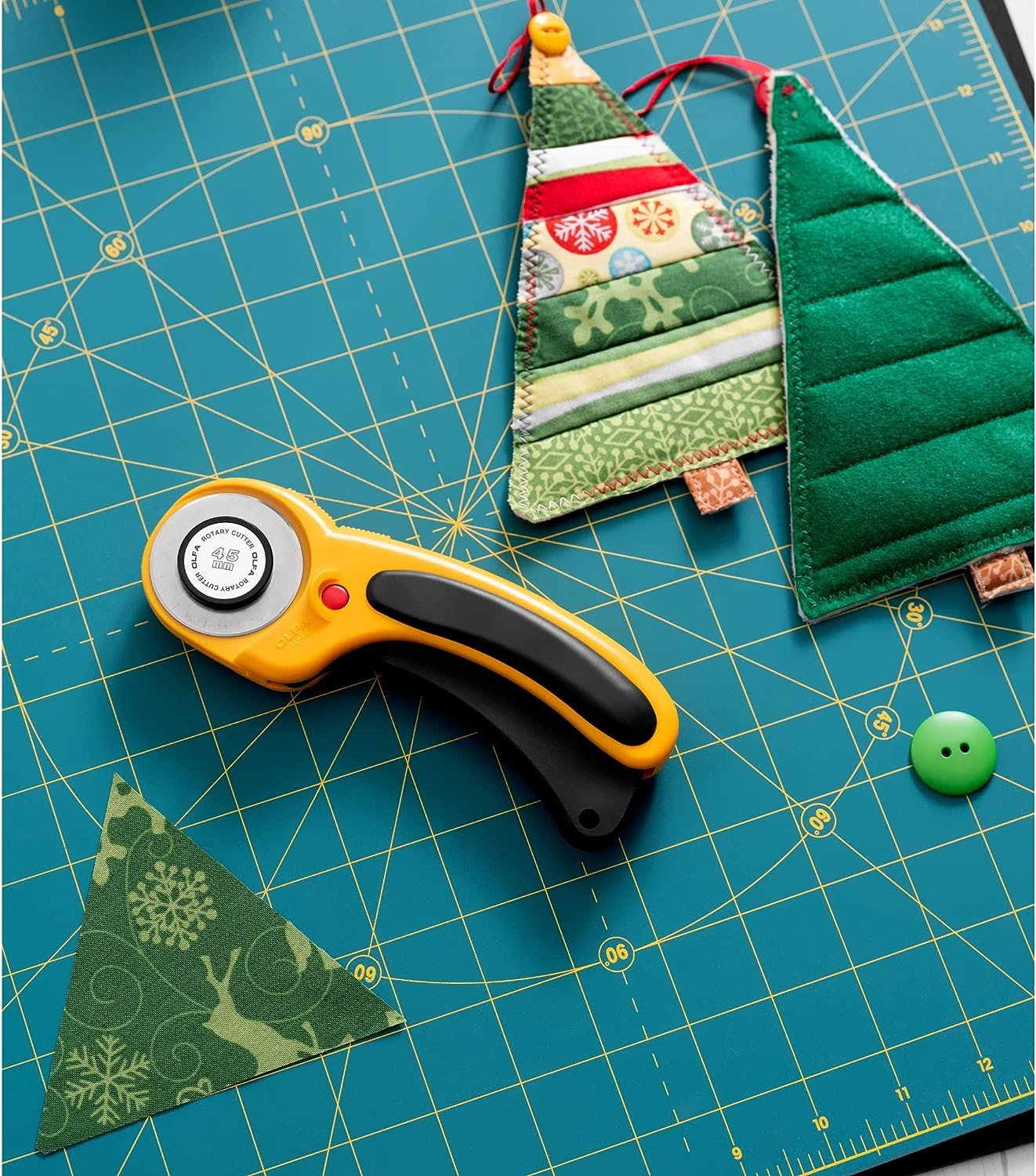 OLFA 60mm Ergonomic Rotary Cutter (RTY-3/DX) - Rotary Fabric Cutter w/Blade Cover & Squeeze Trigger for Quilting, Sewing, Crafts, Replacement Blade: OLFA RB60-1