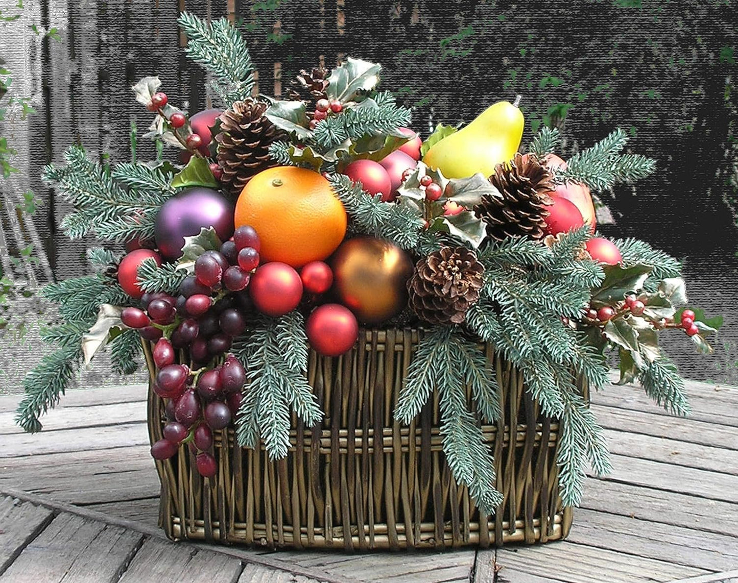 Design Master 746 Garden, Antique Gold, 11 ounces