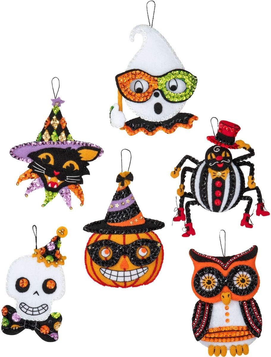 Bucilla 89276E Felt Applique Ornament Kit, Vintage Halloween, Set of 6