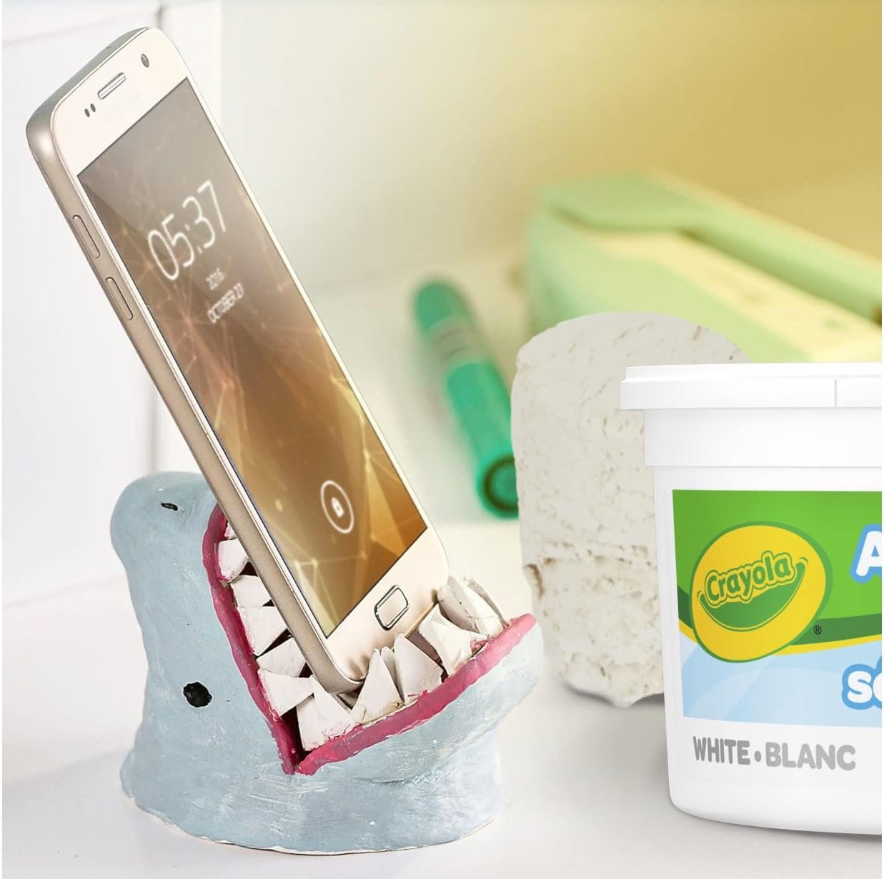 Crayola Air Dry Clay, White, No Bake Modeling Clay for Kids, 2.5lb