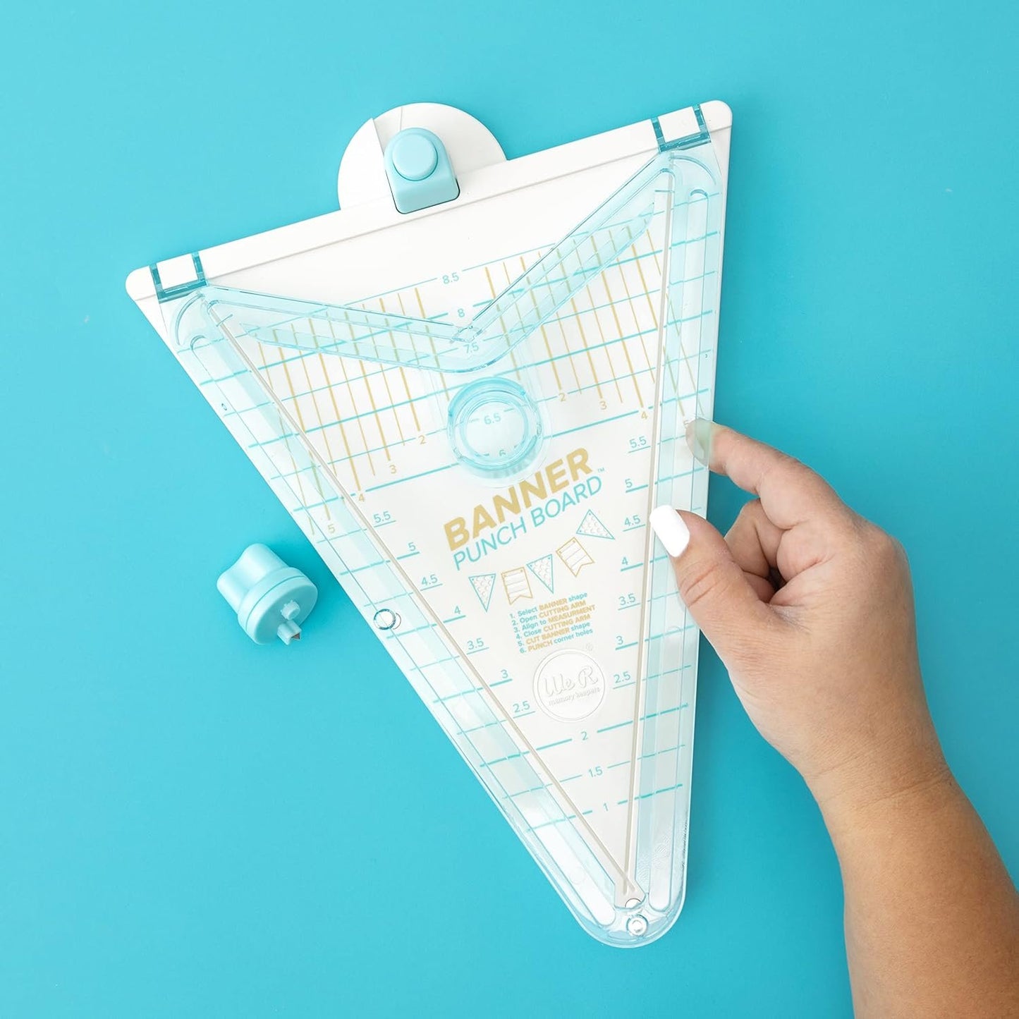 We R Memory Keepers Banner Punch Board, Craft Supplies Paper Punches for Crafting Paper Punches Paper Punches for Cardmaking Paper Puncher Shapes Banner Hole Punch Banner Card Punch