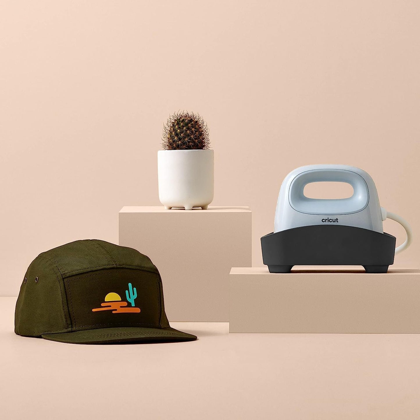 Cricut Hat Press Smart Heat Press Machine for Hats with Built-in Bluetooth, Connects to Cricut Heat App, Curved, Ceramic-Coated Heat Plate, Easy Temperature Control with Safety Base & Auto-Off Feature