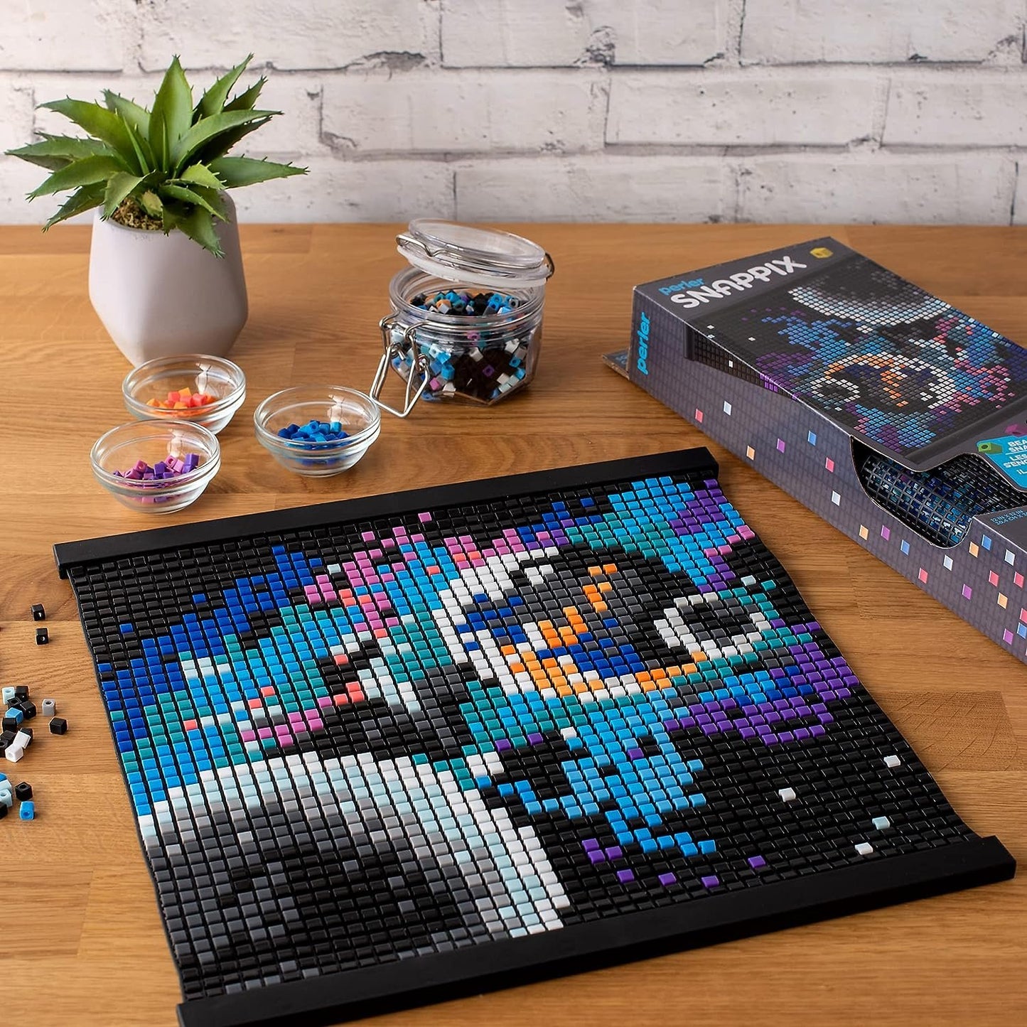 Perler Snappix No-Iron Fuse Bead Craft Kit for Kids, 12" x 12", Multicolor 2203 Piece