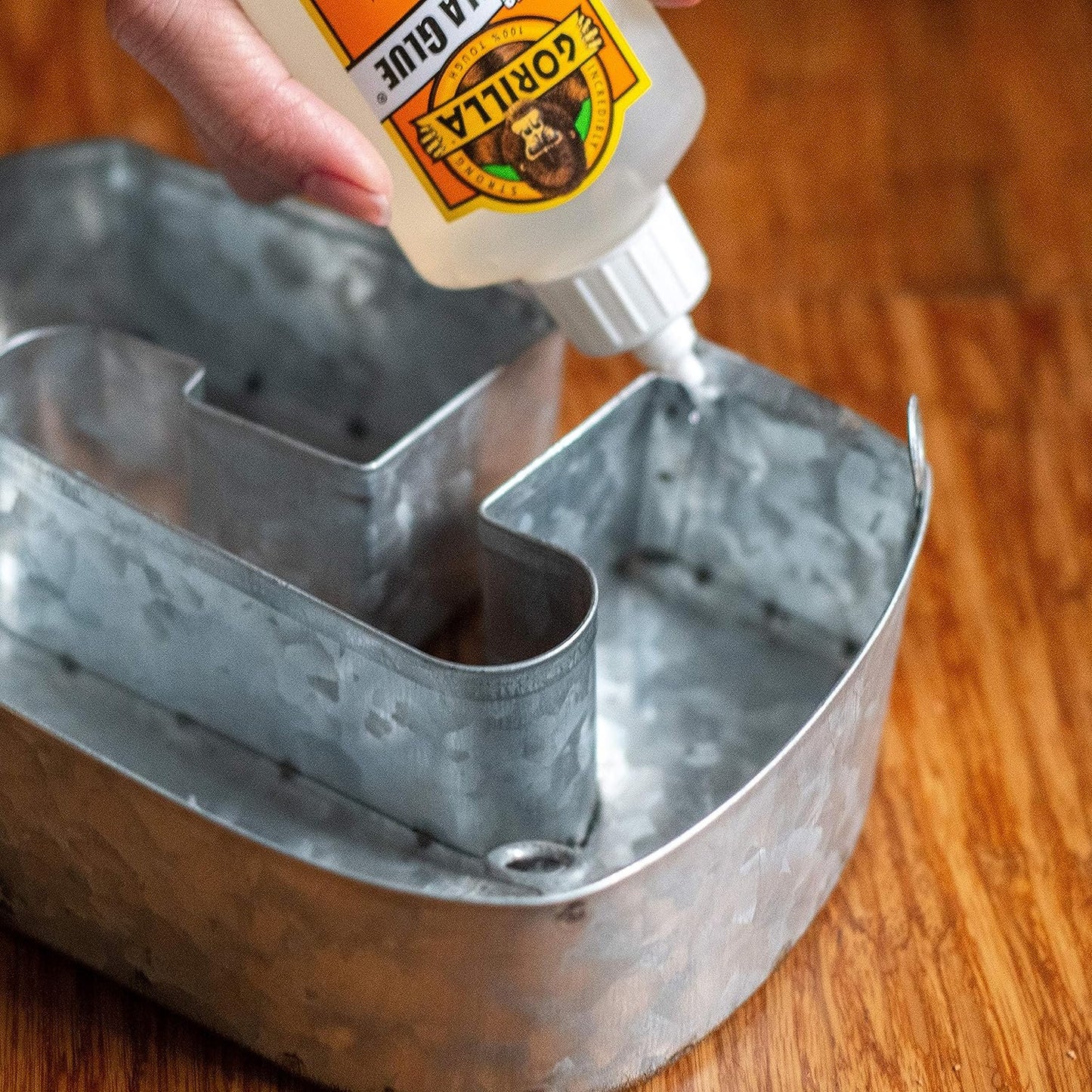 Gorilla White Gorilla Glue, Waterproof Polyurethane Glue, 2 Ounce Bottle, White, (Pack of 1)