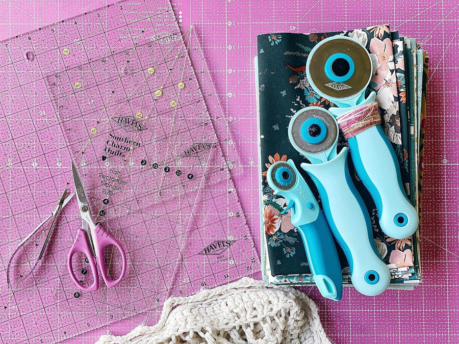 Havel's Snip-A-Stitch 4-1/2-Inch Scissors