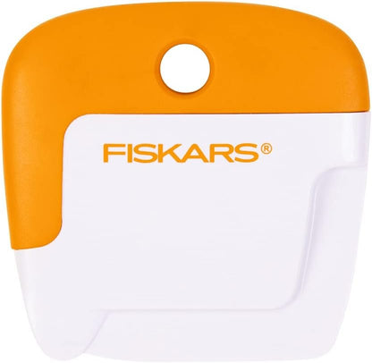 Fiskars Lia Griffith Signature Paper Curler & Scoring Tool, Teal Green/White