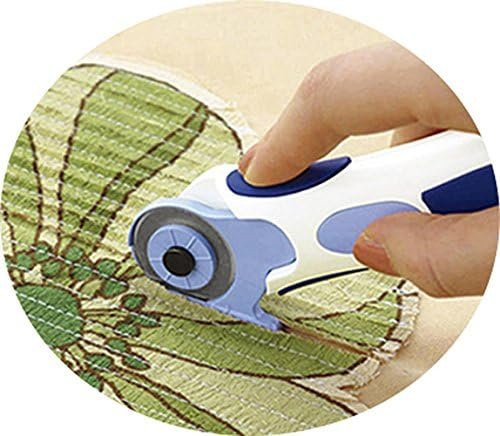 Clover 499 Slash 28mm Rotary Cutter