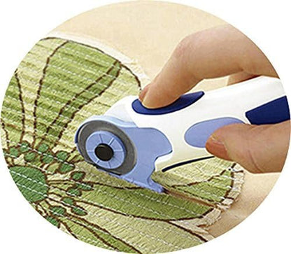 Clover 499 Slash 28mm Rotary Cutter