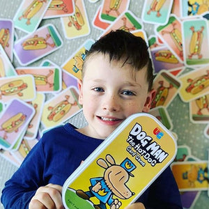 University Games The Hot Dog Card Game for Ages 5 and Up, 2 to 4 Players Based on The Dog Man Books by Dav Pilkey (07011), Yellow