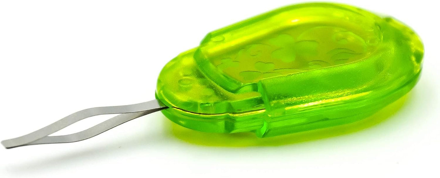 Clover 8611 Needle Threader for Embroidery Needles-Apple Green