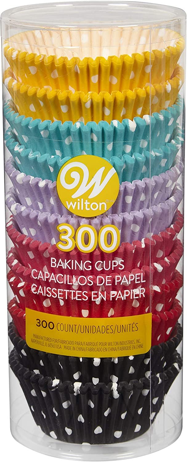 Wilton 300 Polka Dot Cupcake Baking Cups