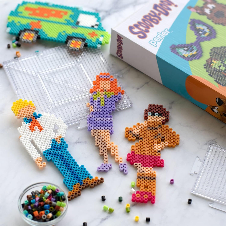 Perler Deluxe Box Scooby Doo Fuse Bead Kit for Kids and Adults, Multicolor 4006 Piece, Small