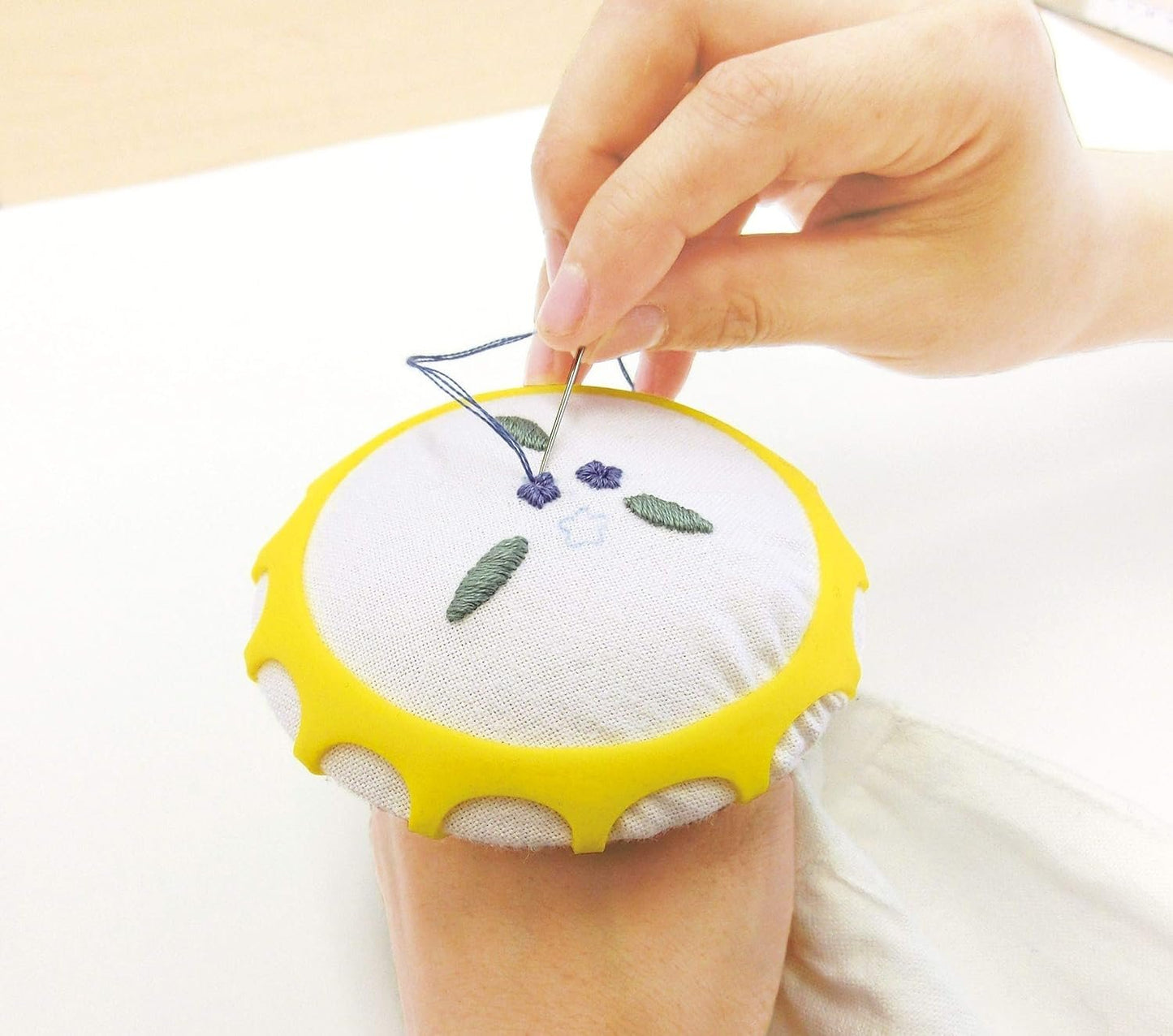 Clover Stitch Dome, Silver and Yellow