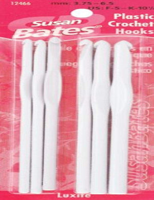 Susan Bates Luxite Plastic Crochet Hook Set, Sizes F5 to K10.5