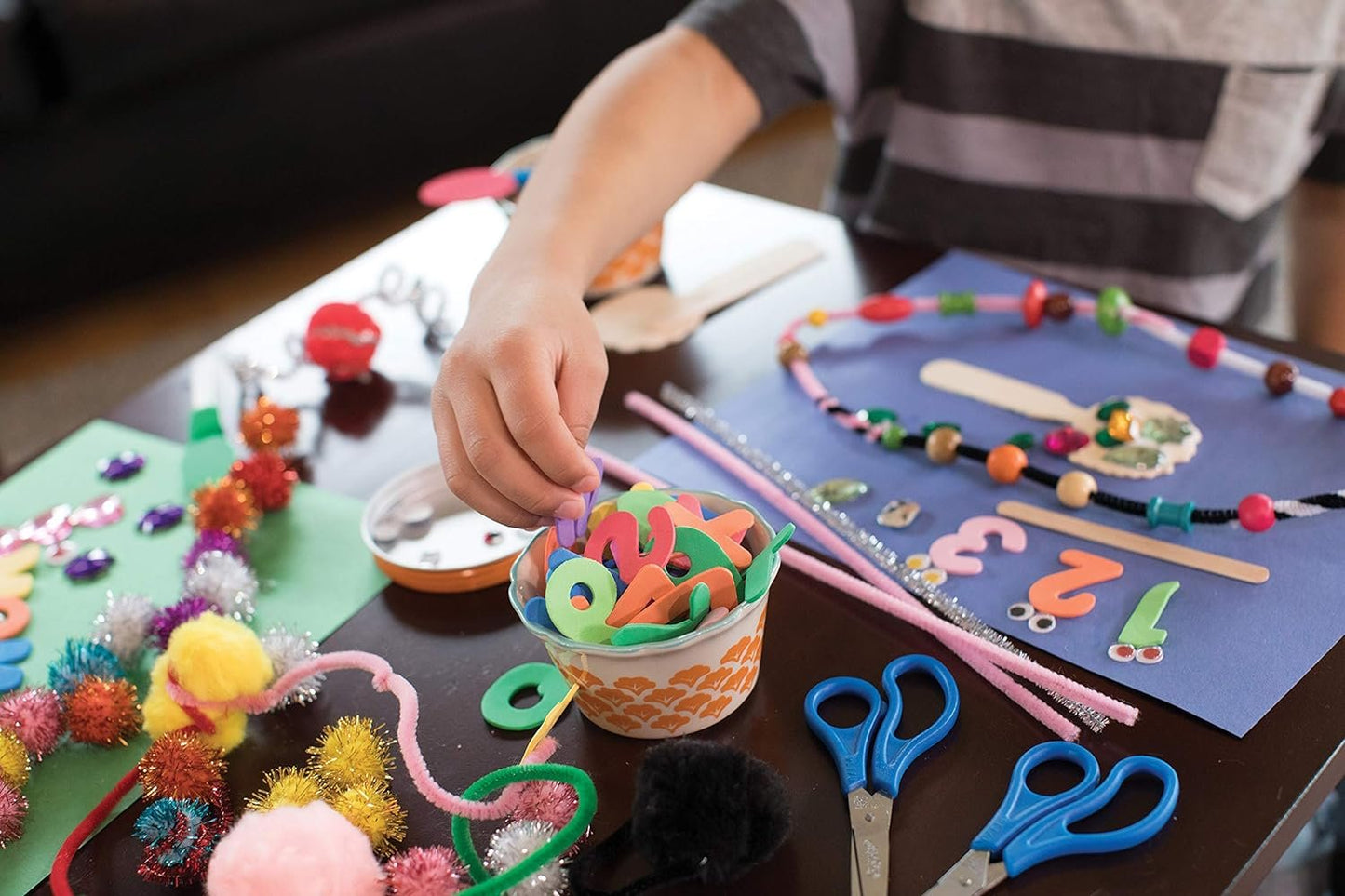 Creativity Street 1/2" Glitter Pompons