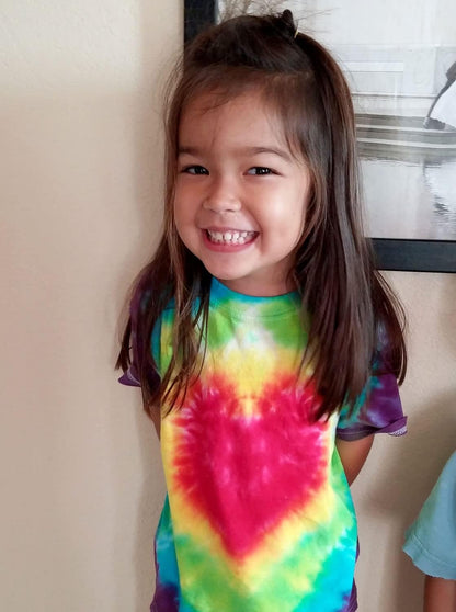 Jacquard Funky Groovy Tie Dye Kit - Includes Pre-Measured Procion MX Dye in Magenta Turquoise and Yellow - with Soda Ash Dye Fixer