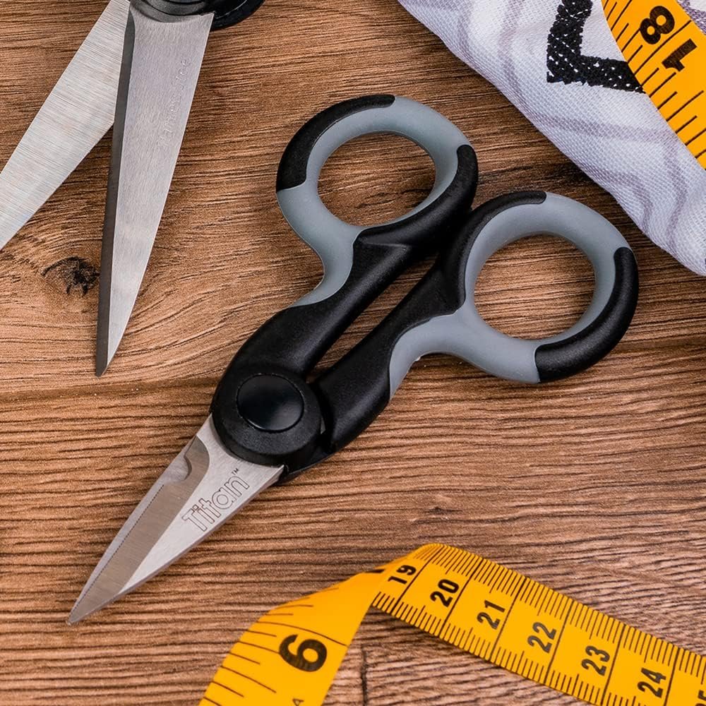 Titan 5-1/2-Inch Heavy Duty Scissor with Power Notch