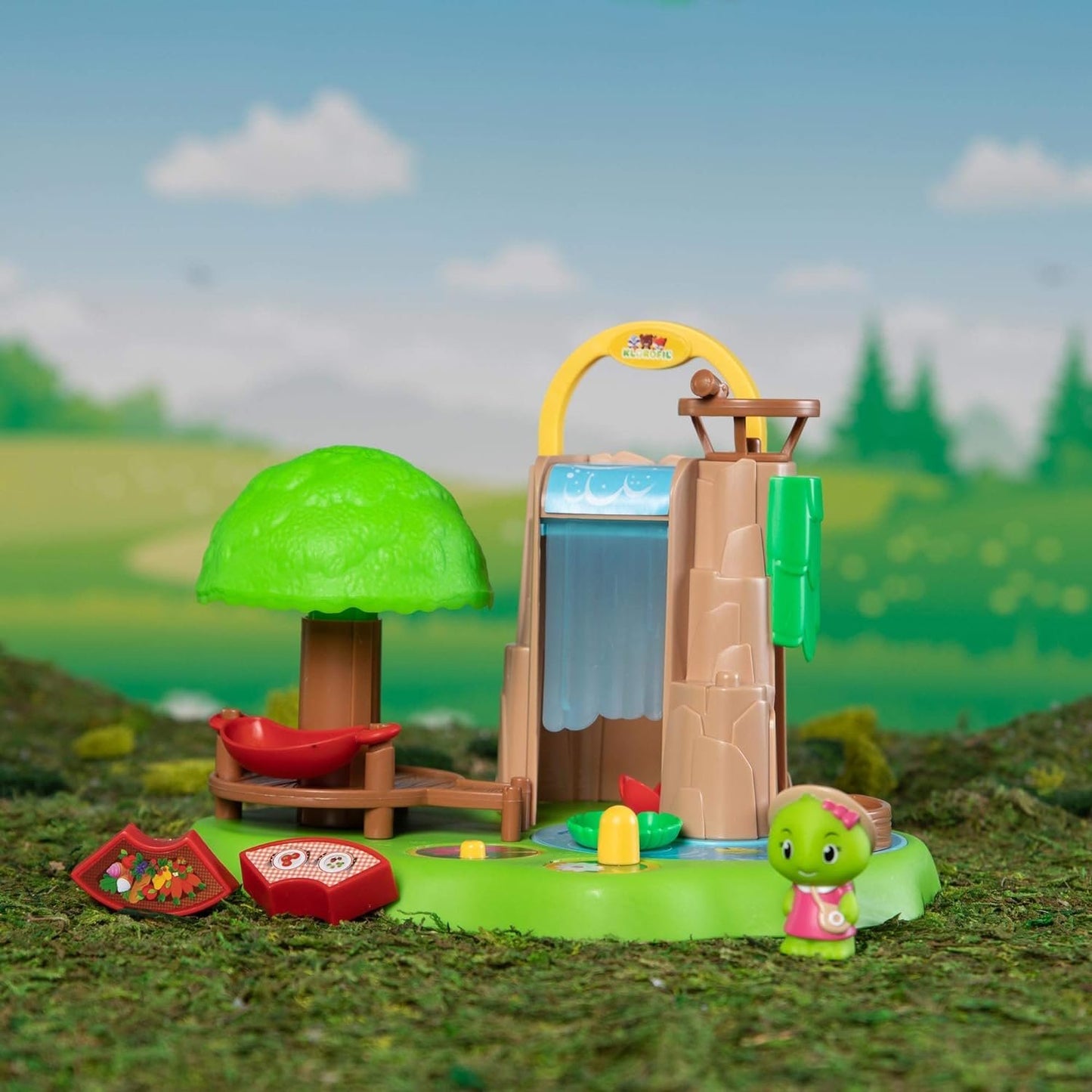 Fat Brain Toys Timber Tots Fantastic Waterfall - Classic Imaginative Play for Ages 2+